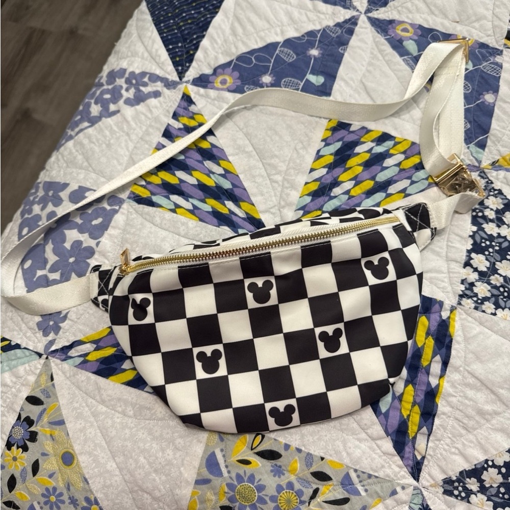 Black and White Checkered Crossbody Bag with Geometric Design
